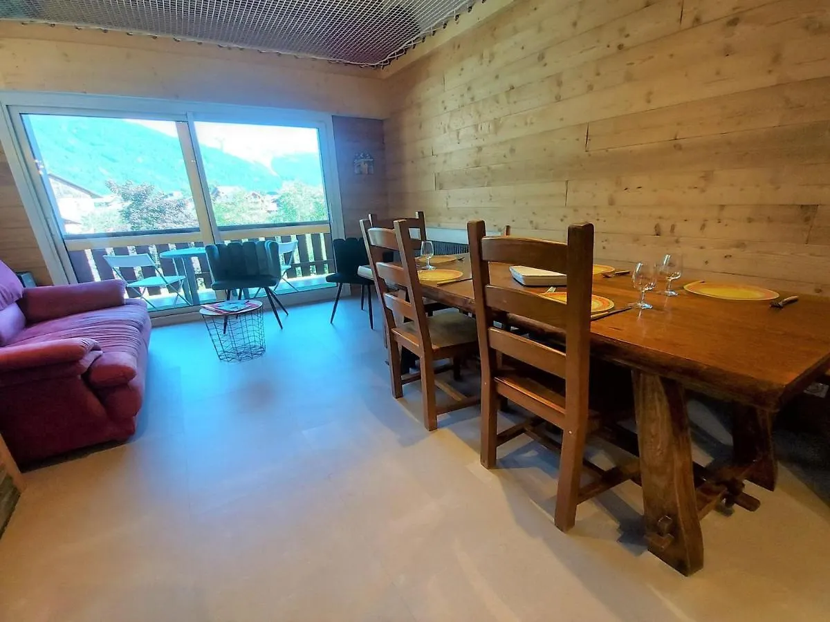 Апартаменты Appartement Renove Avec Mezzanine Et Balcon Au Coeur De Samoens, Ideal Pour Famille Nombreuse - Fr-1-624-69